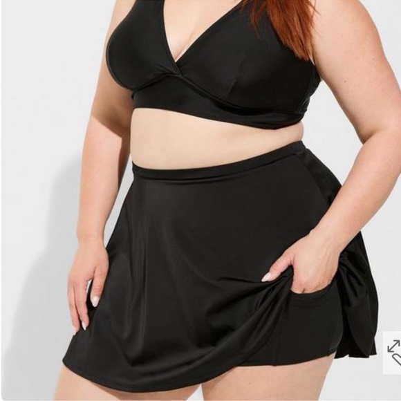 New! Torrid sz 3 Bathing Swim Suit Skirt with Pockets and Shorts Bottoms 3X - Picture 2 of 6